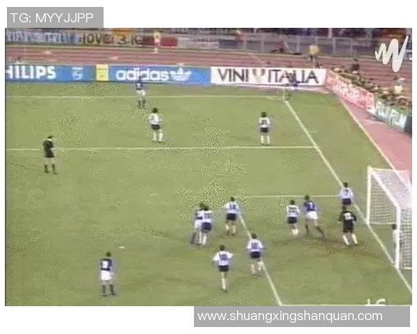 用纸制作足球明星视频的创意教程与精彩瞬间分享