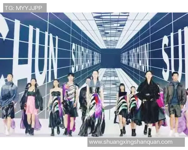 现役足球明星抱枕让你在家也能感受赛场激情与偶像陪伴的完美结合